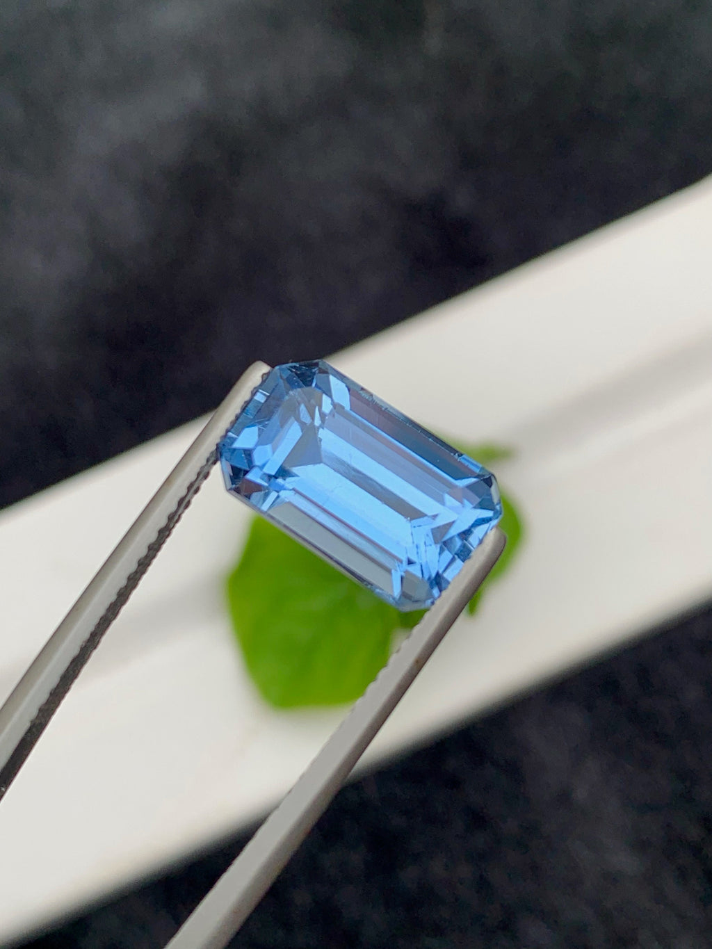 Santa Maria Aquamarine Gemstone: 5.55 CT Emerald Cut Loose Stone
