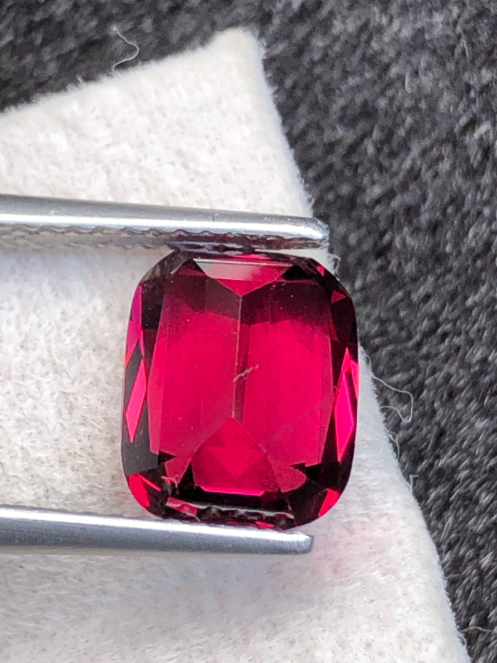 Rhodolite Garnet 3.59ct Cushion Cut Raspberry Pink from Tanzania