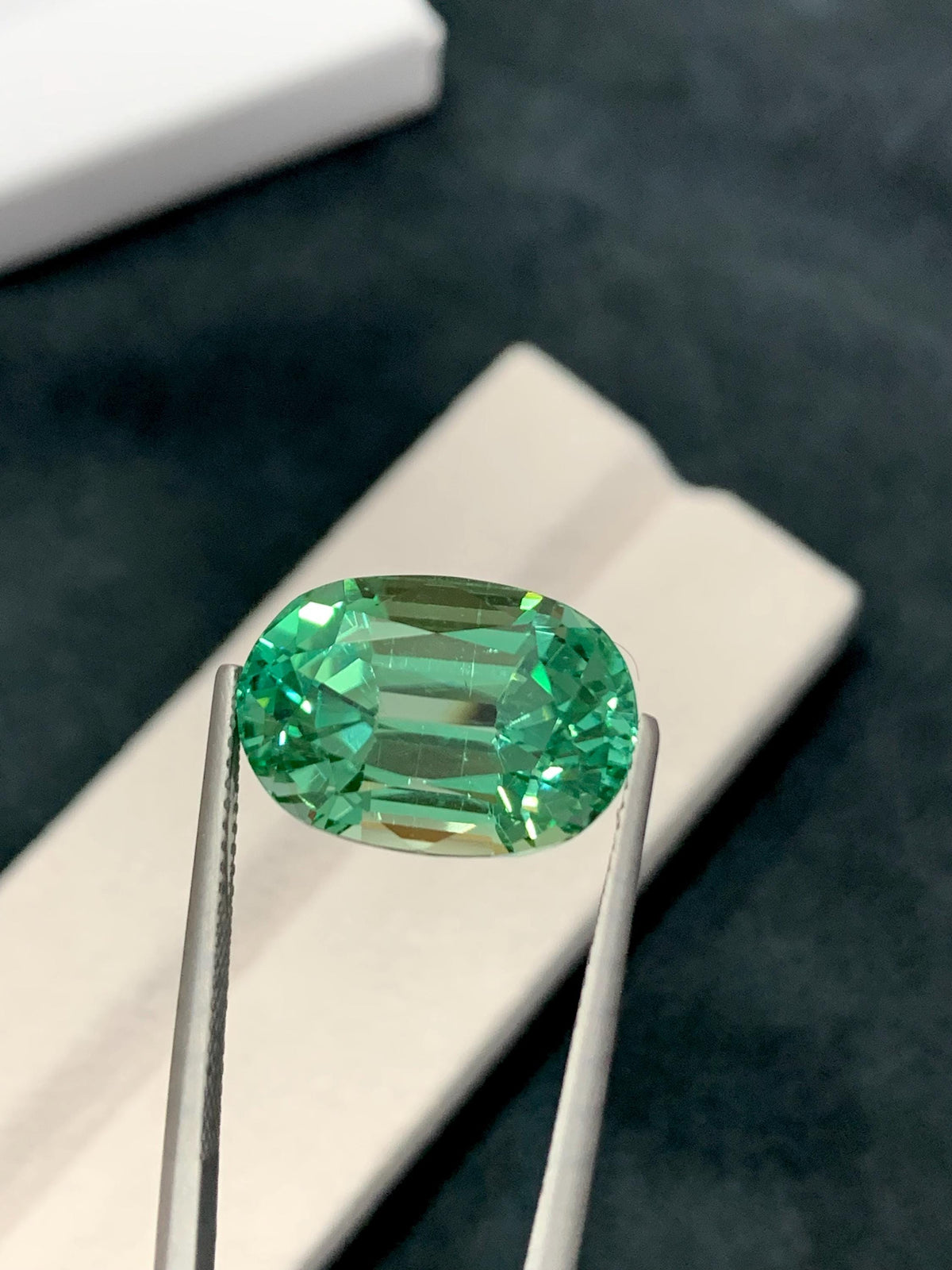 Green Hiddenite 16.85ct oval Cut | Vivid Green Spodumene from Afghanistan.