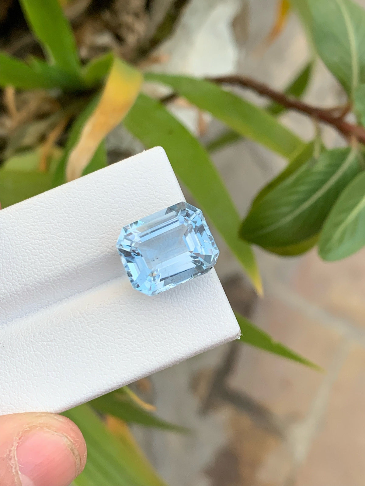9.25 CT Santa Maria Blue Aquamarine Gemstone: Emerald Cut Loose Stone