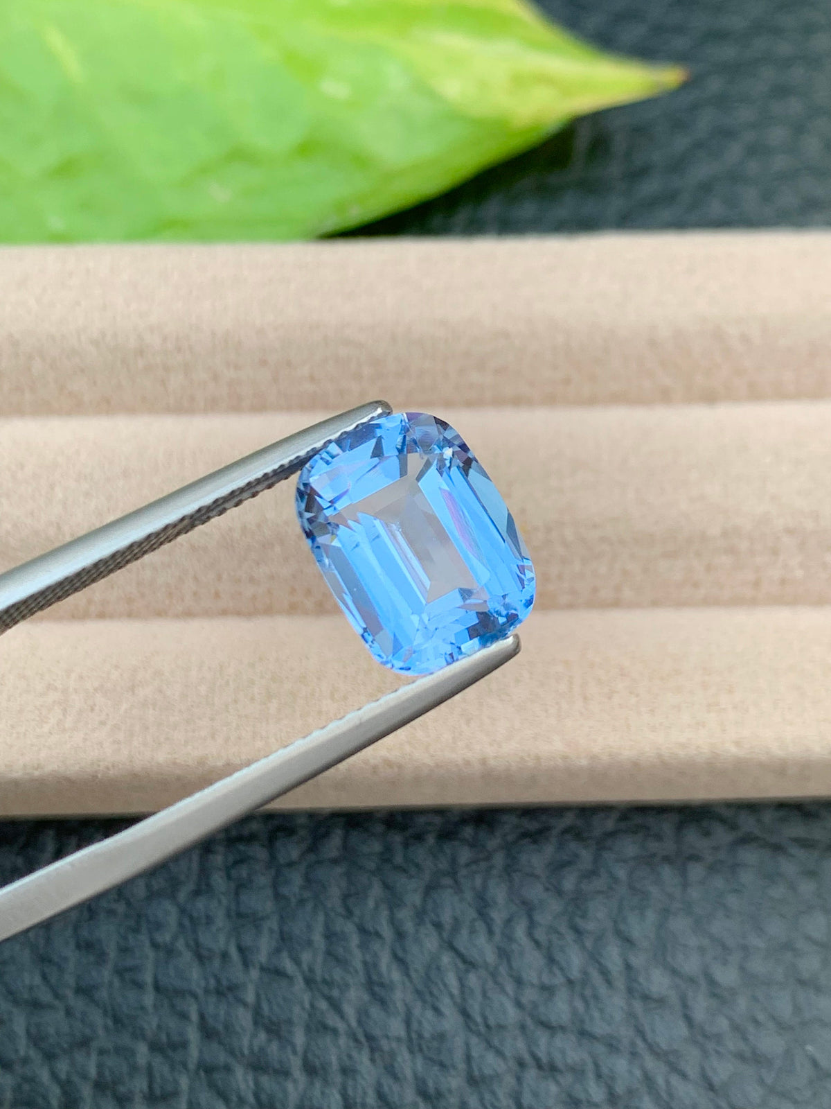 Santa Maria Blue Aquamarine: 4.50 CT VVS Cushion Cut Gemstone