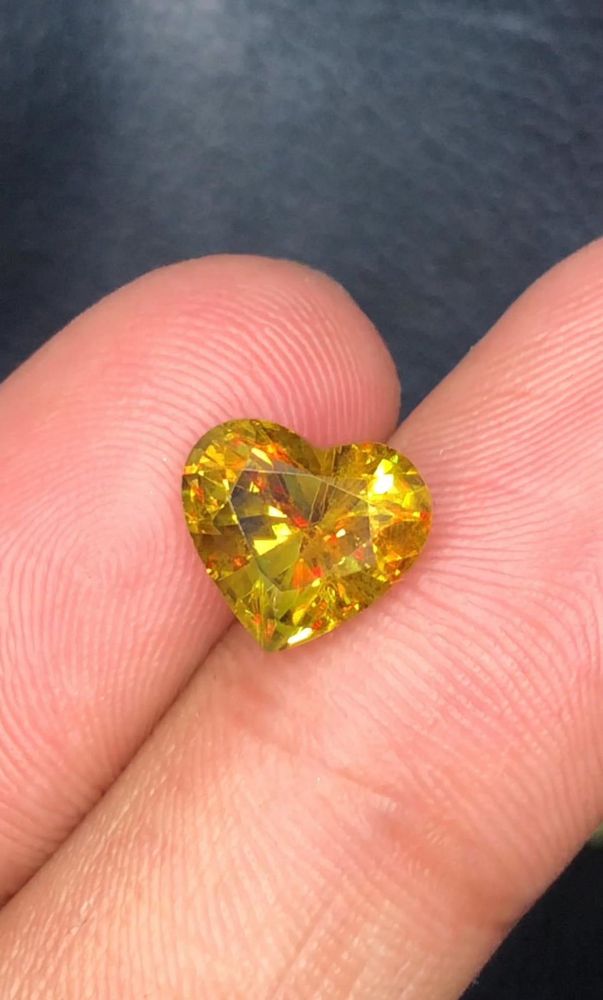 3.25 Carat Apple Green Sphene Gemstone: Faceted Ring Stone