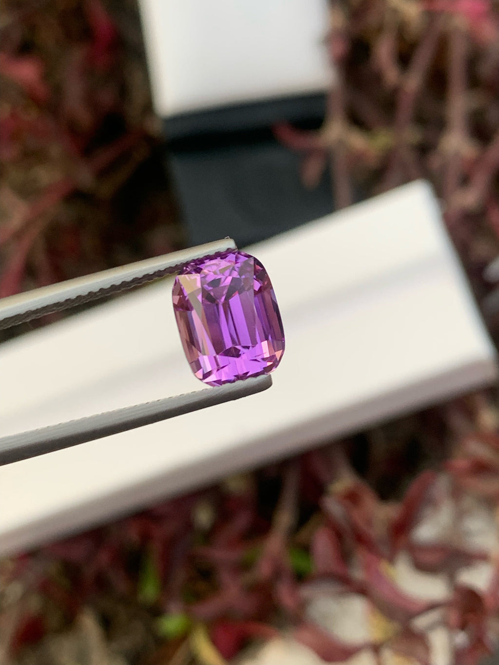 Pink Kunzite Gemstone: 4.95 CT Flawless Cushion Cut Stone