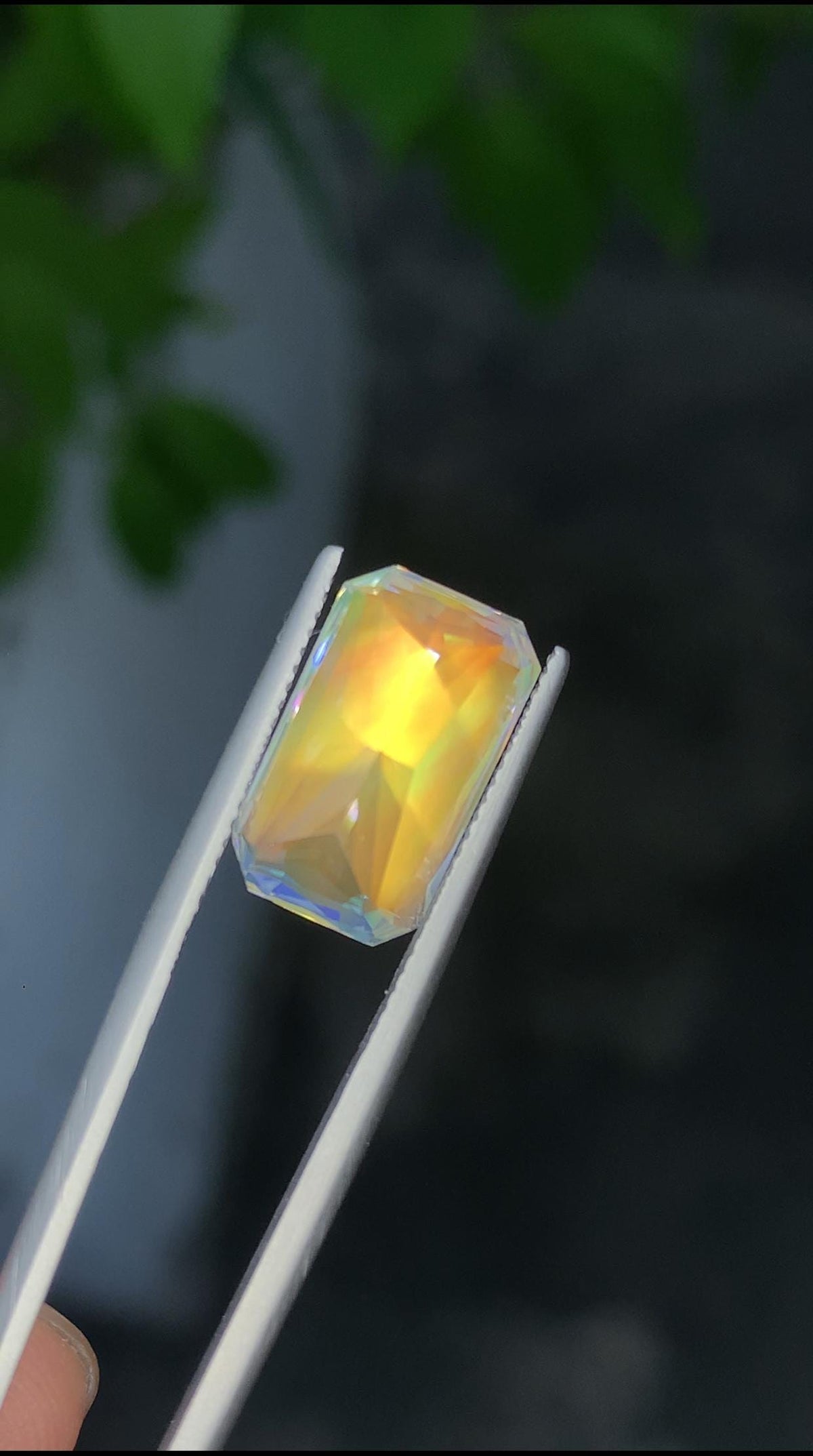 Rainbow Moonstone Gemstone: Flashy Blue Sheen, 9.80 ct Loose Stone