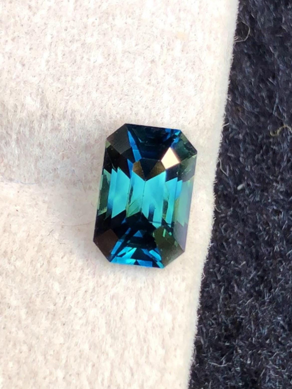 Teal Sapphire 1.67ct Octagonal Cut from Madagascar – Certified