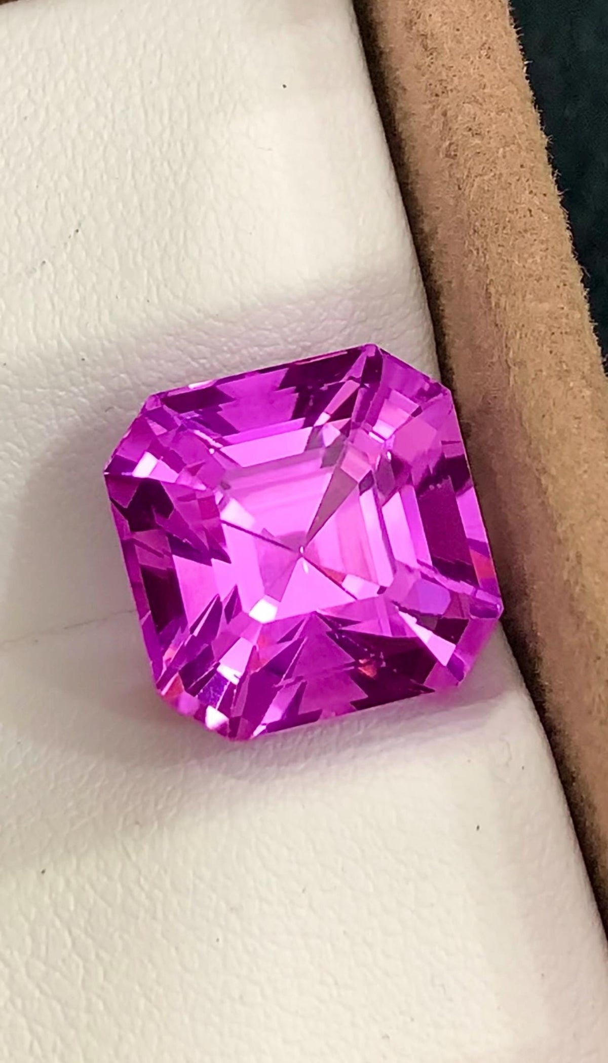 Pink Kunzite 19.60 ct Asscher Cut – Precision Step Cut Gemstone from Afghanistan