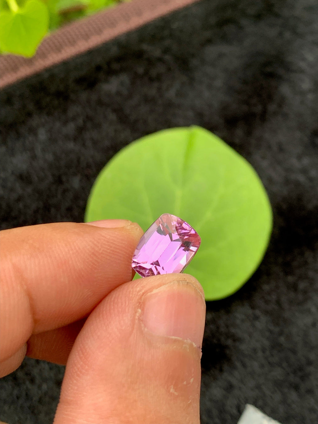 Pink Kunzite Gemstone: 4.85 CT Faceted Cushion Cut Stone