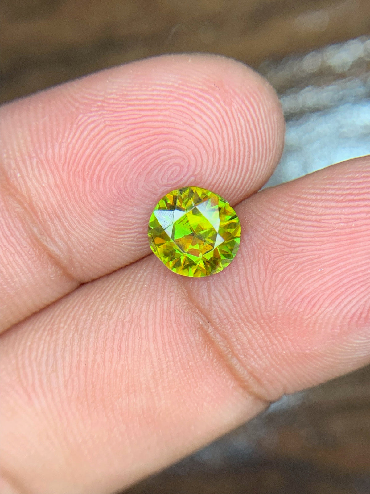 1.10 CT Round Cut Sphene Gemstone: Himalayan Origin