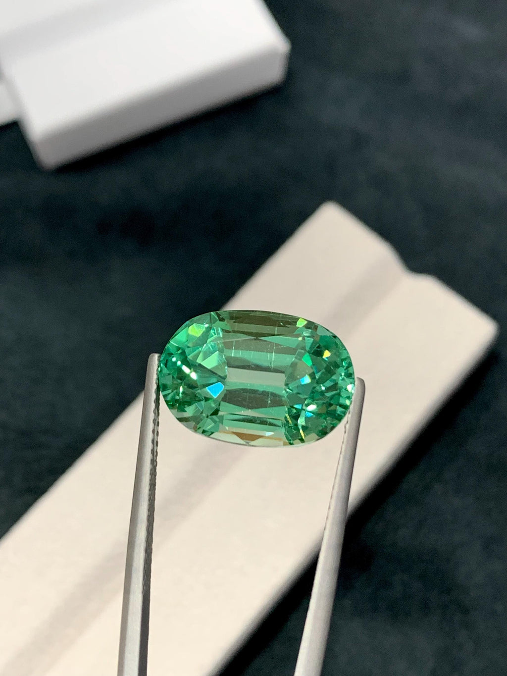 Green Hiddenite 16.85ct oval Cut | Vivid Green Spodumene from Afghanistan.