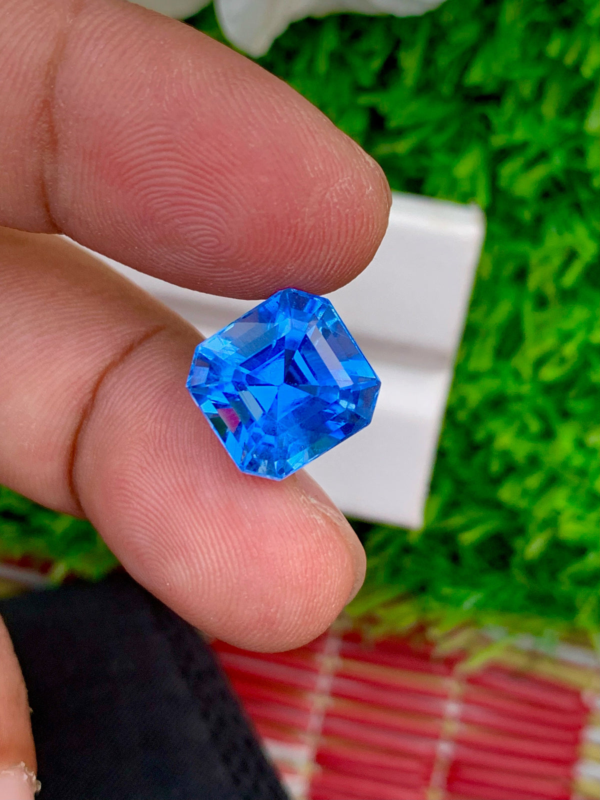 11.55 Carat Deep Blue Santa Maria Aquamarine Gemstone: Ascher Cut Loose Stone