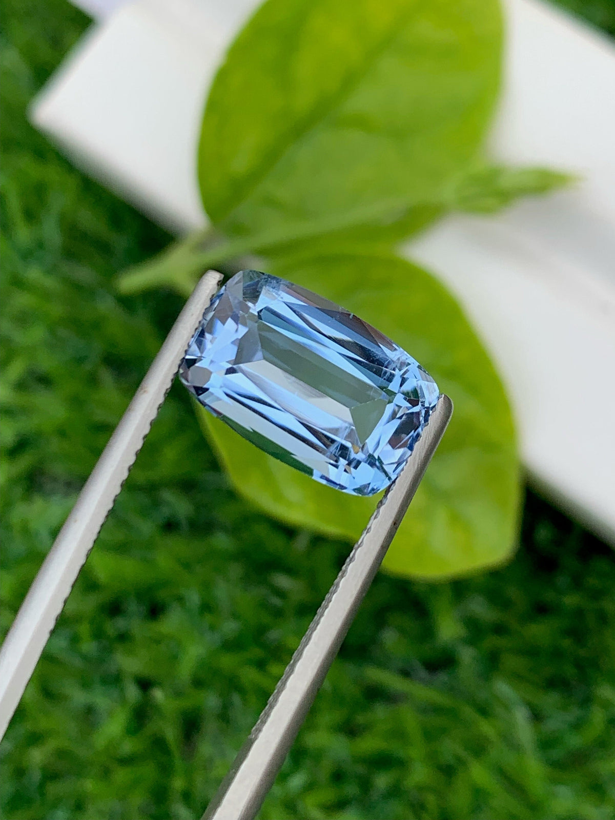 Santa Maria Aquamarine Gemstone: 5.40 CT Deep Blue Cushion Cut Stone