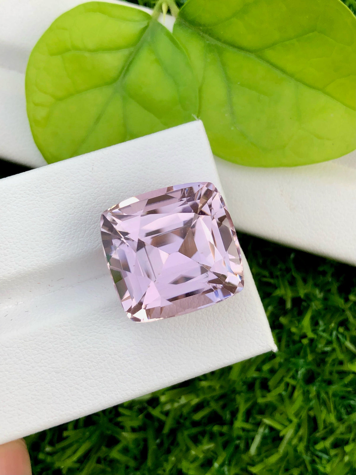 Reddish Pink Kunzite Gemstone: 31.40 CT Faceted Cushion Cut