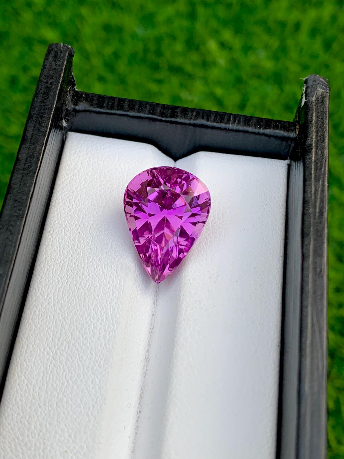 Deep Magenta Pink Kunzite Gemstone, Pear Cut, 13.65 CT, October Birthstone