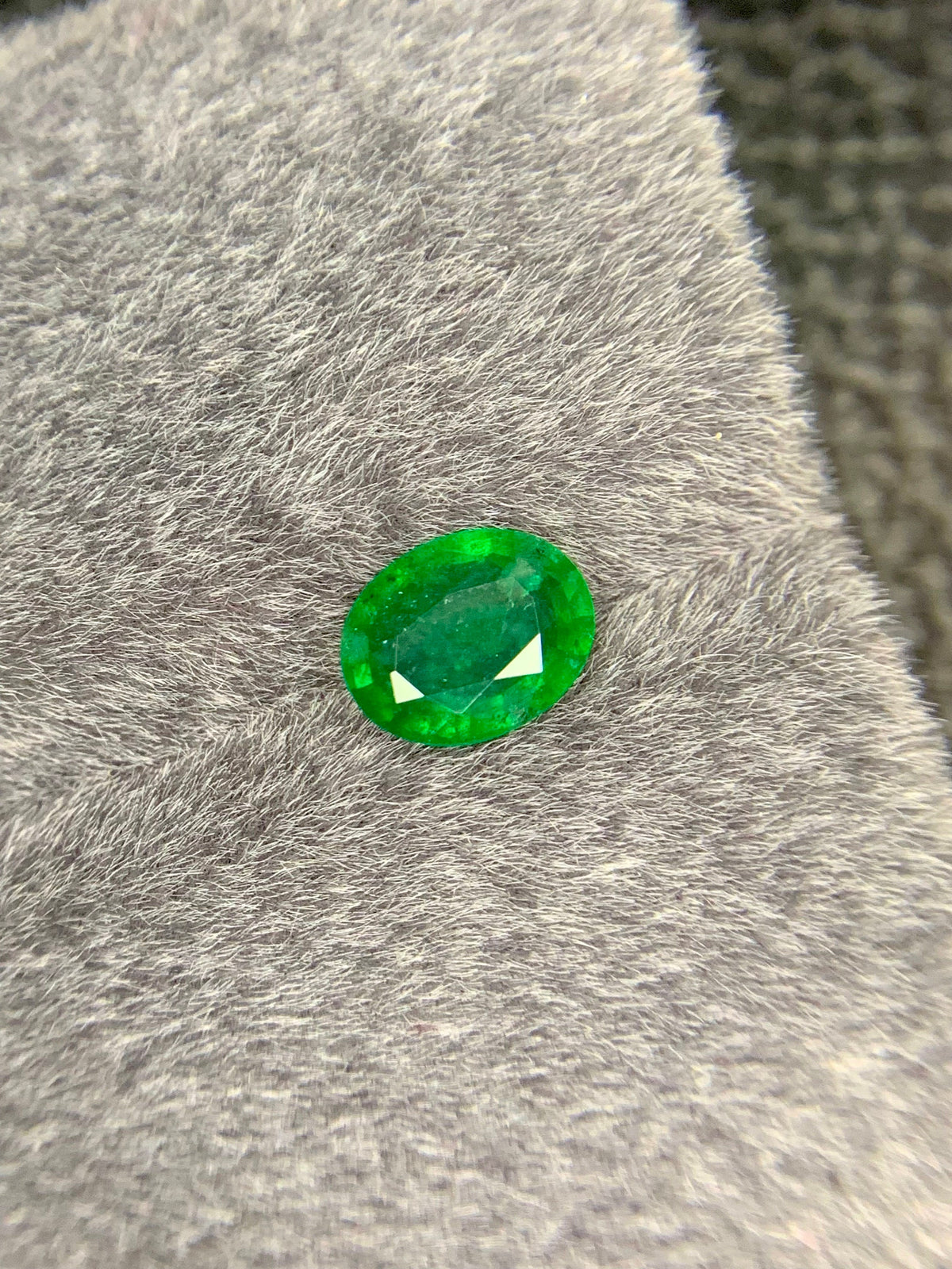 Zambia Emerald Gemstone: Oval Cut, Natural Green Emerald, 2.92 CT