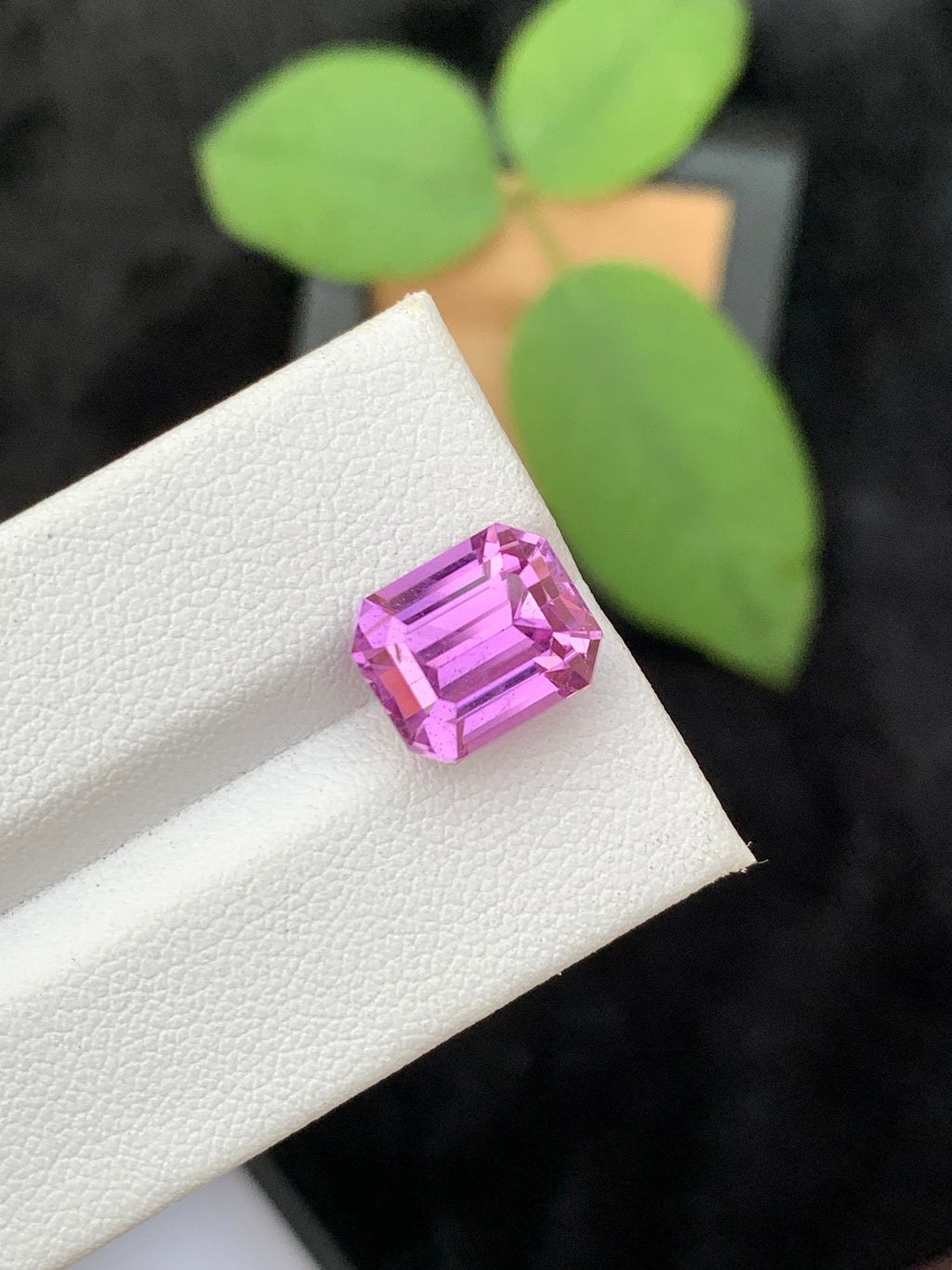 7.50 Carat Deep Pink Kunzite Gemstone: Emerald Cut, VSS Clarity