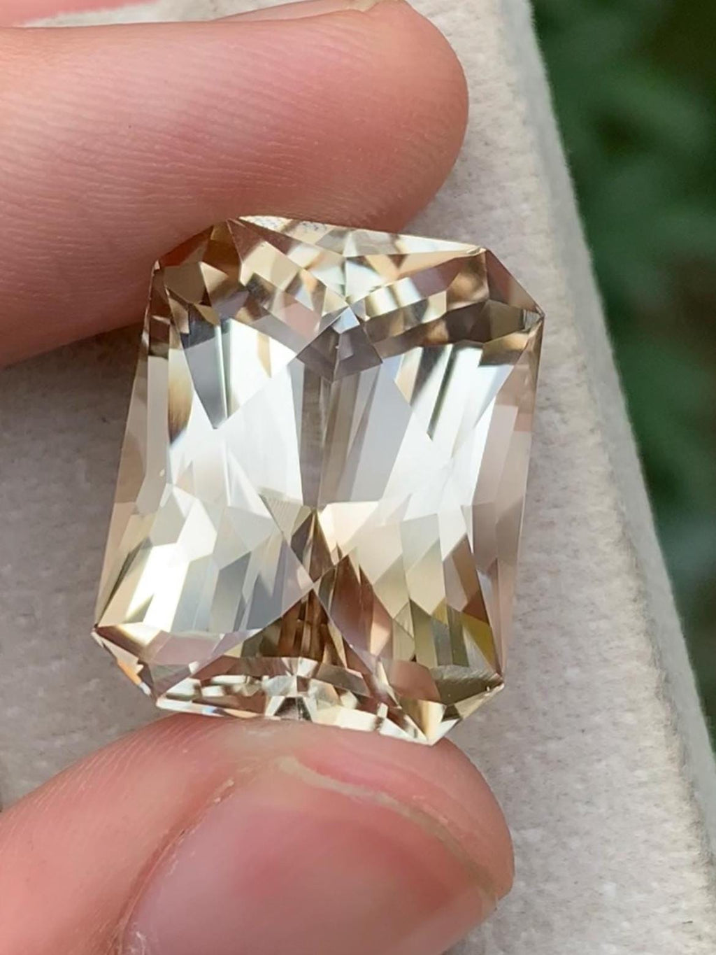 Golden Topaz 36.80ct Fancy Octagonal Cut – Skardu Pakistan