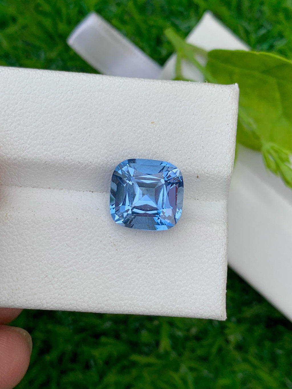 Santa Maria Blue Aquamarine: 3.65 CT VVS Cushion Cut Gemstone