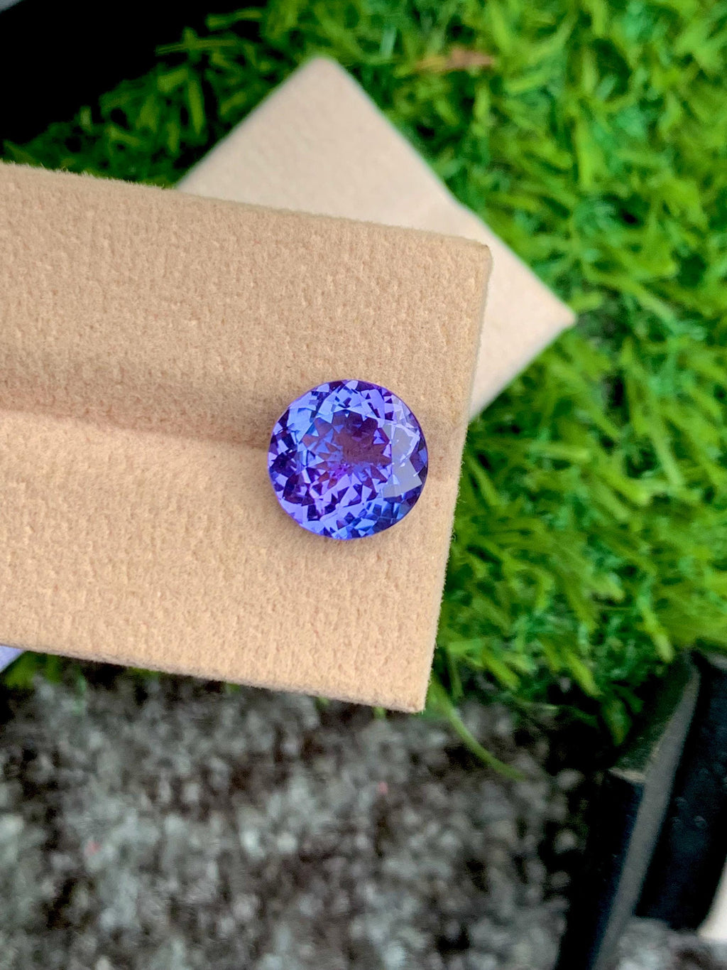 AAA Tanzanite Gemstone: 4.35 CT Round Cut, December Birthstone