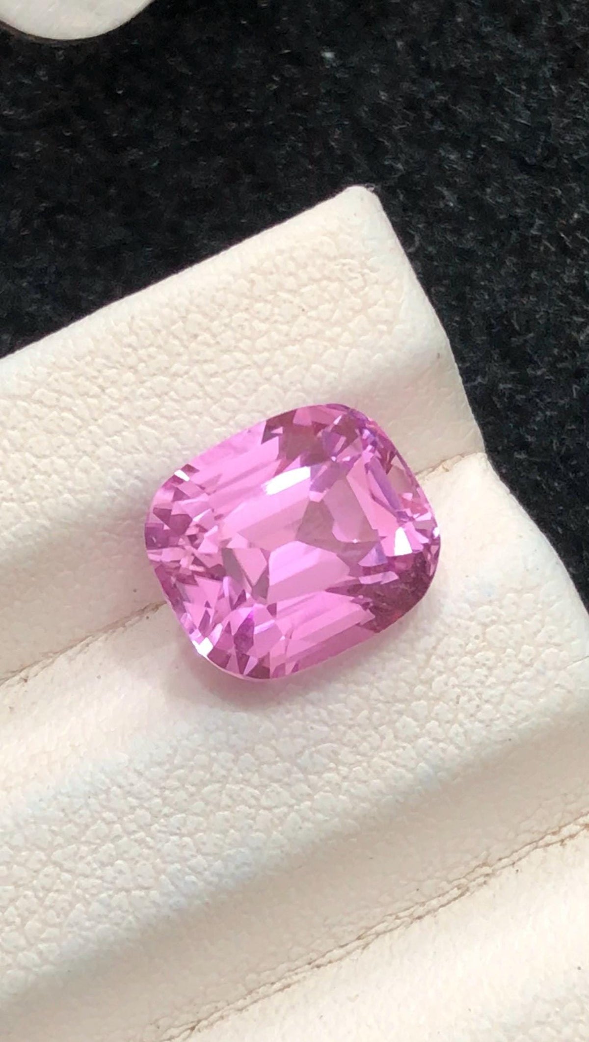 Pink Kunzite 4.45ct Cushion Cut Gemstone from Afghanistan – Elegant Pastel Pink Sparkling Gem