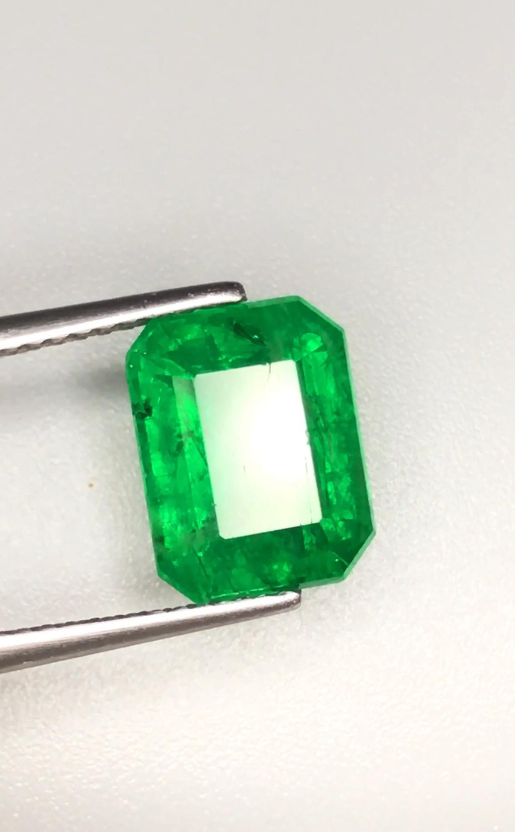 Vibrant Green 4.35 Cts Natural Emerald from Zambian Mines,Octagon Cut Gem