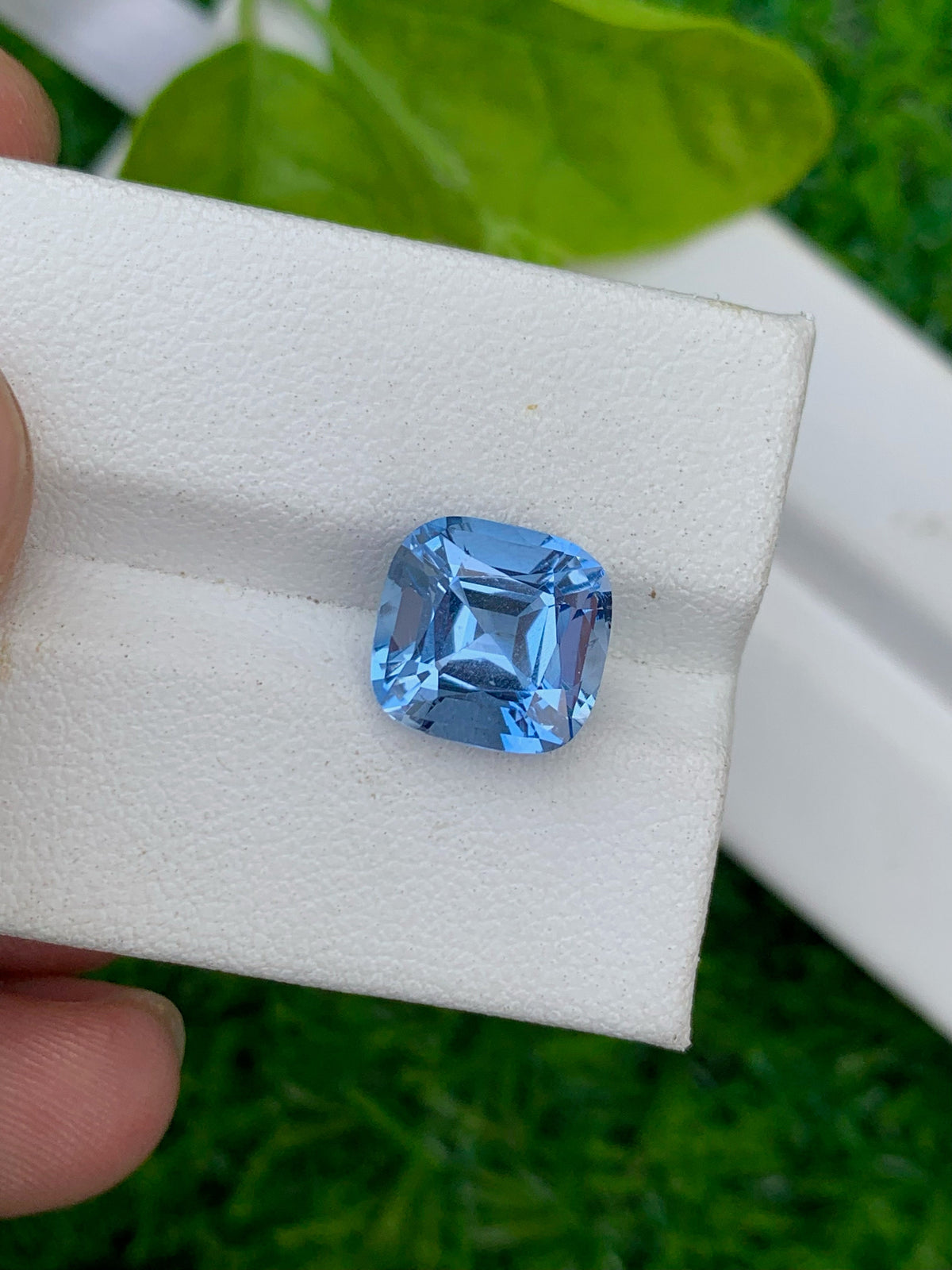 Santa Maria Blue Aquamarine: 3.65 CT VVS Cushion Cut Gemstone