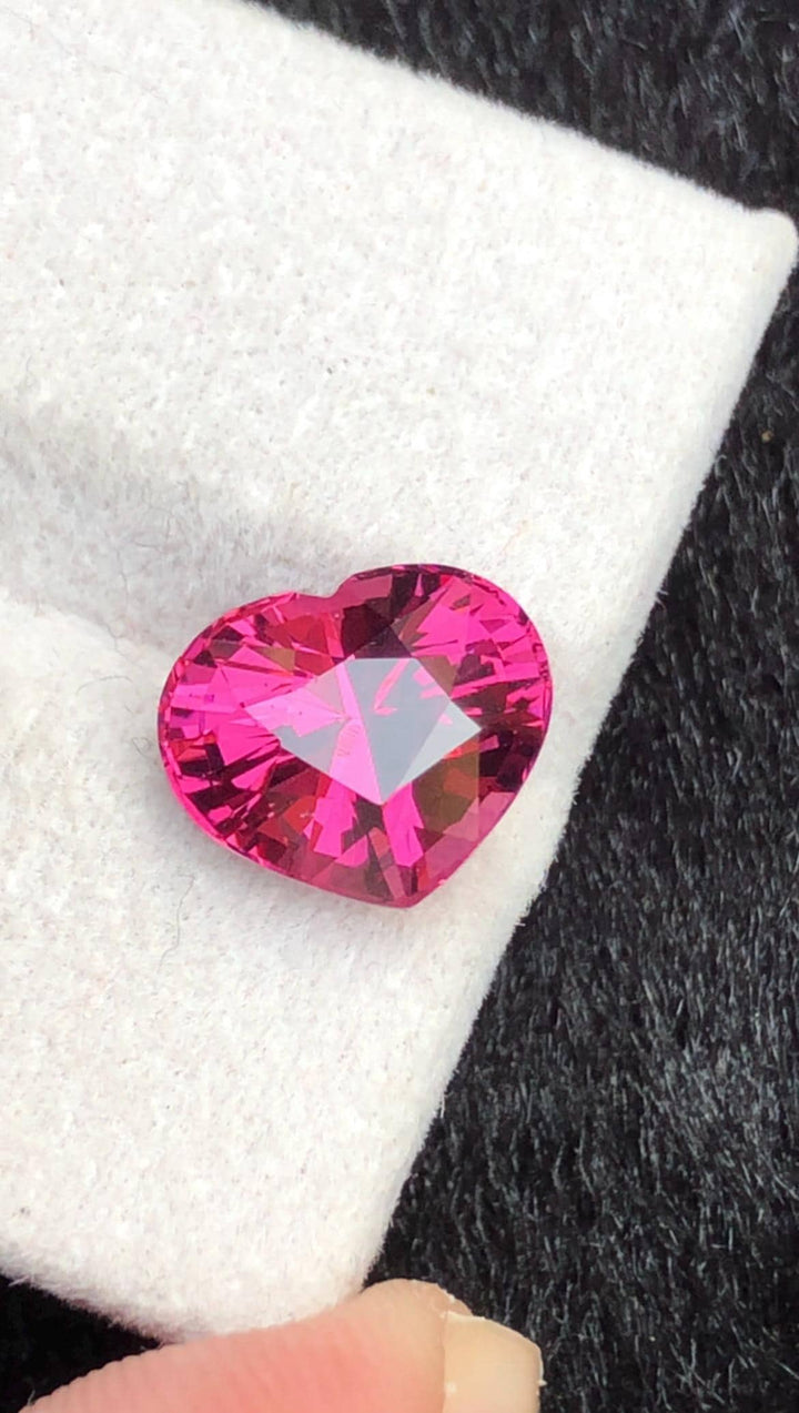 Purple Rhodolite Garnet 2.10ct Heart Cut – Tanga Mine Tanzania