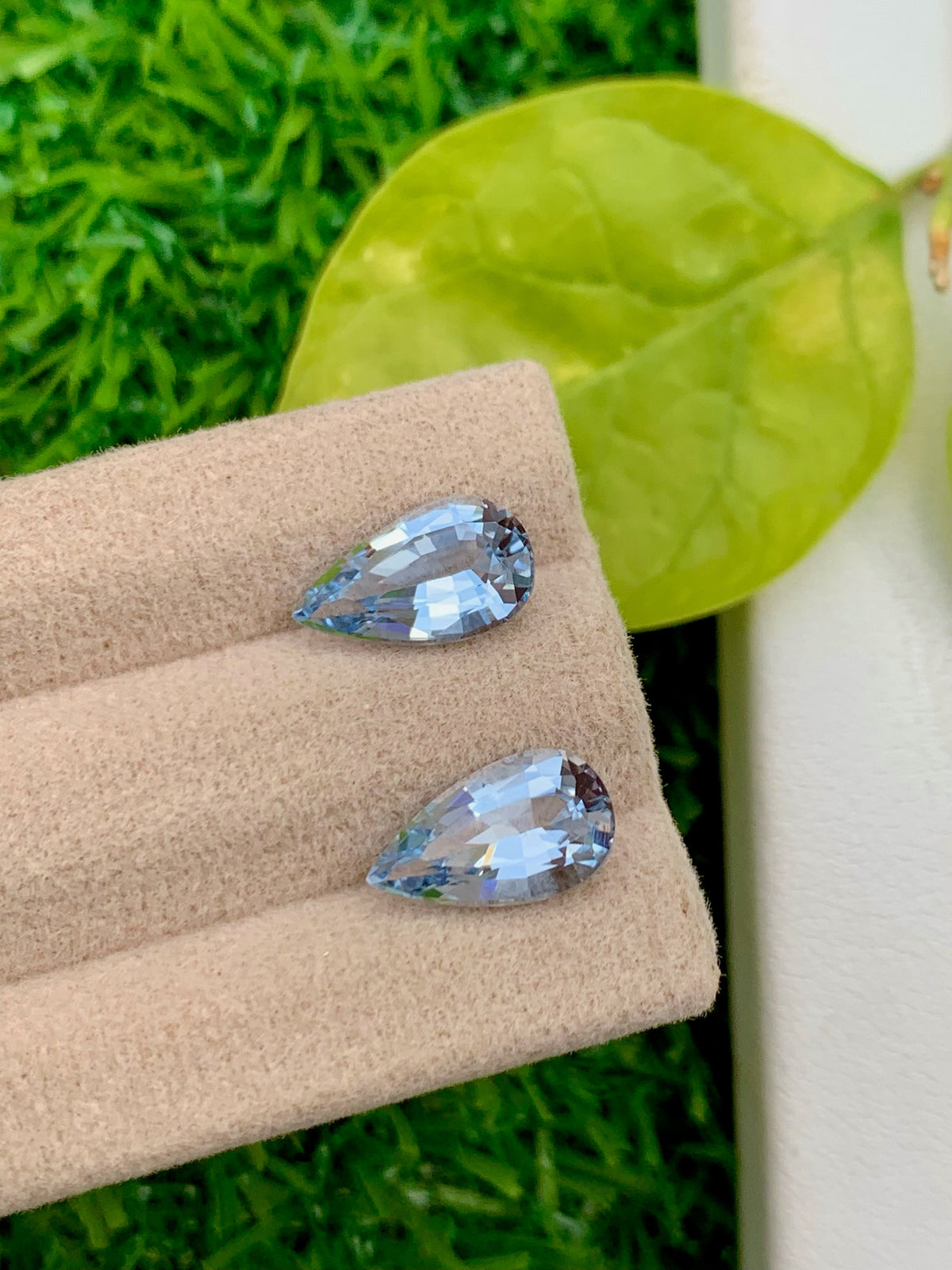 Santa Maria Aquamarine Gemstone Pair: Pear Cut Beryl, 3.70 CT