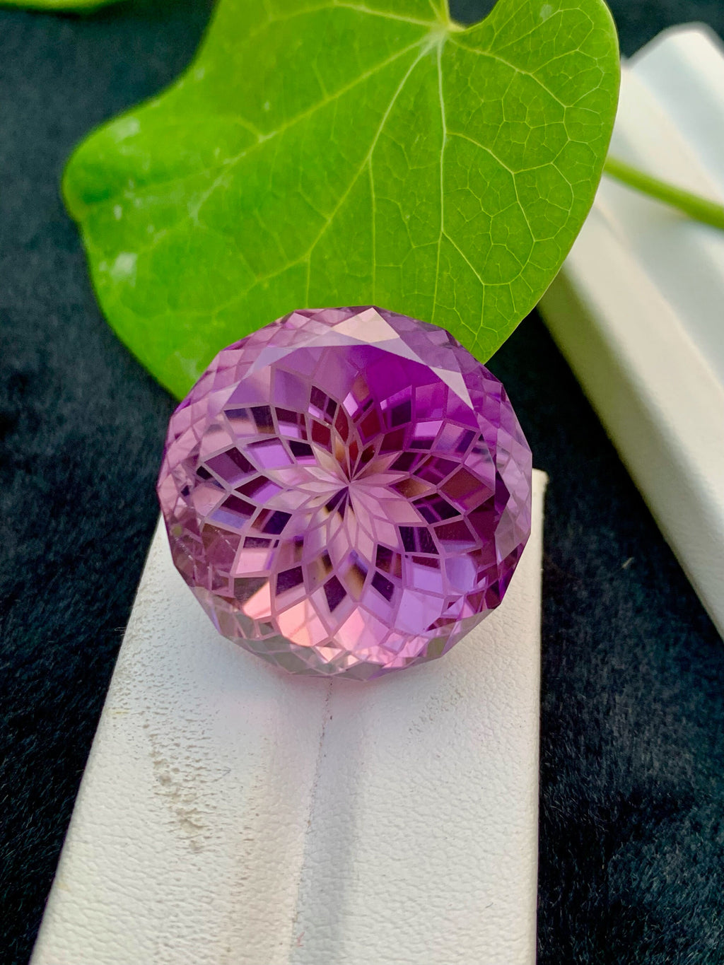 83.65 CT Purple Pink Amethyst Gemstone: Precision Flower Cut, February Birthstone