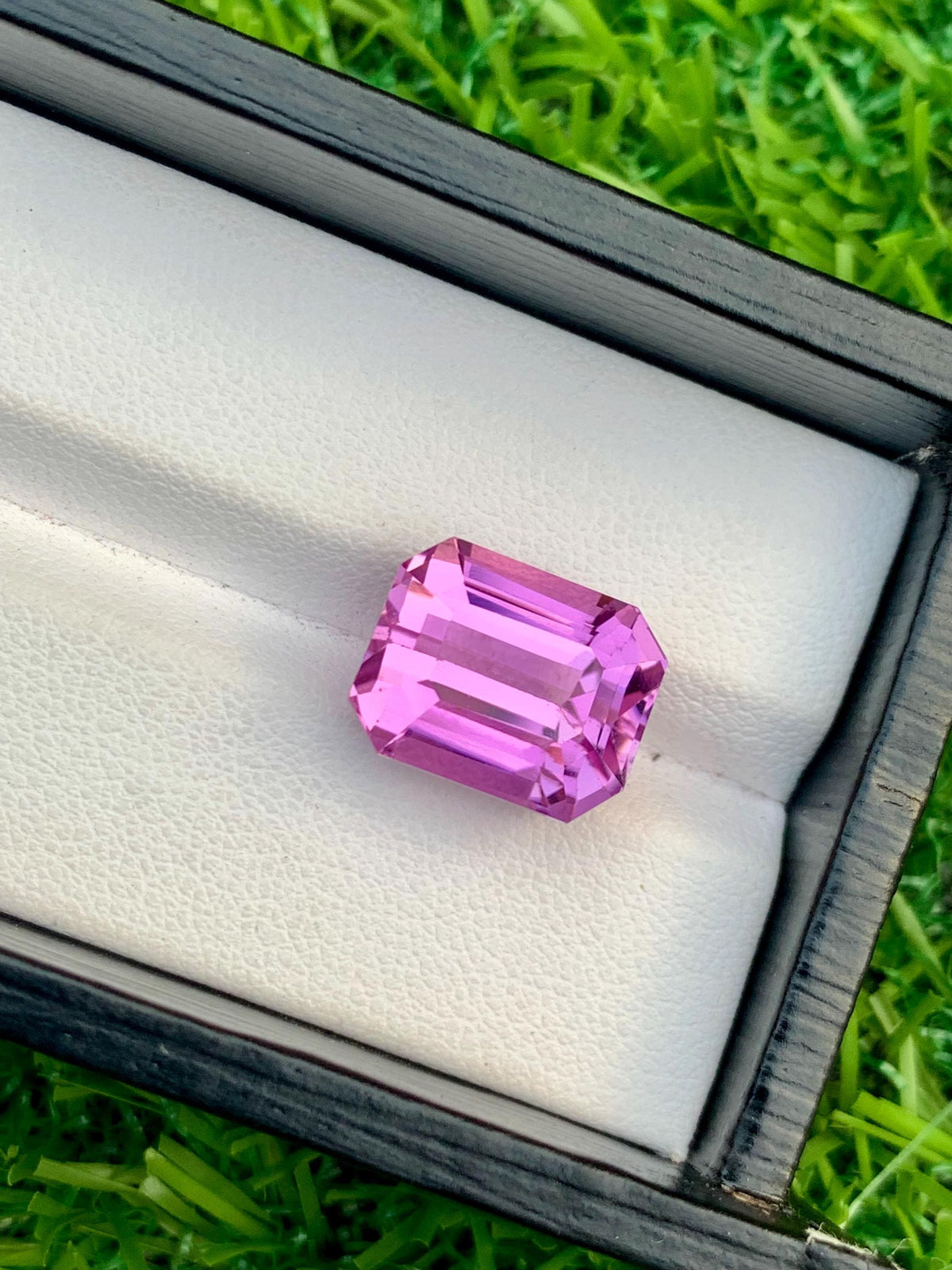 Magenta Pink Kunzite Gemstone: 13.50 CT Octagon Cut, October Birthstone