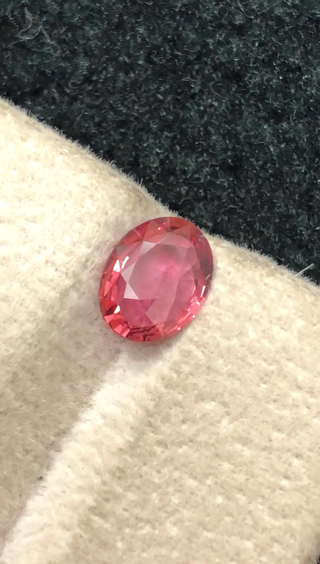 Natural Padparadscha Sapphire 1.21 ct Oval Cut – Lively Peach-Pink Glow With Certificate