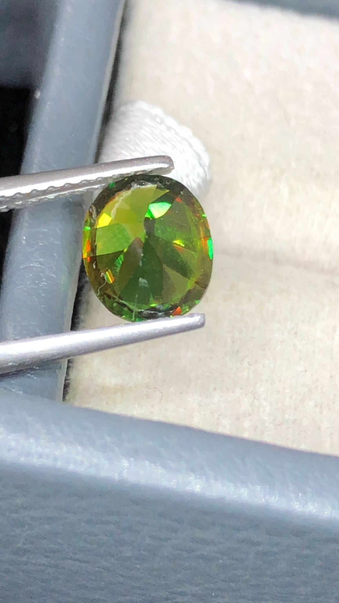 Chrome Sphene 1.70ct Round Cut From Madagascar