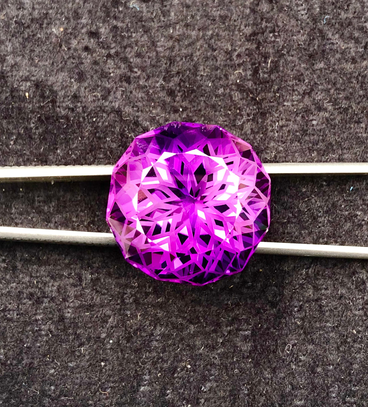 Faceted Pinkish Purple Amethyst Gemstone: 40.65 Carat Brazilian Flower Cut