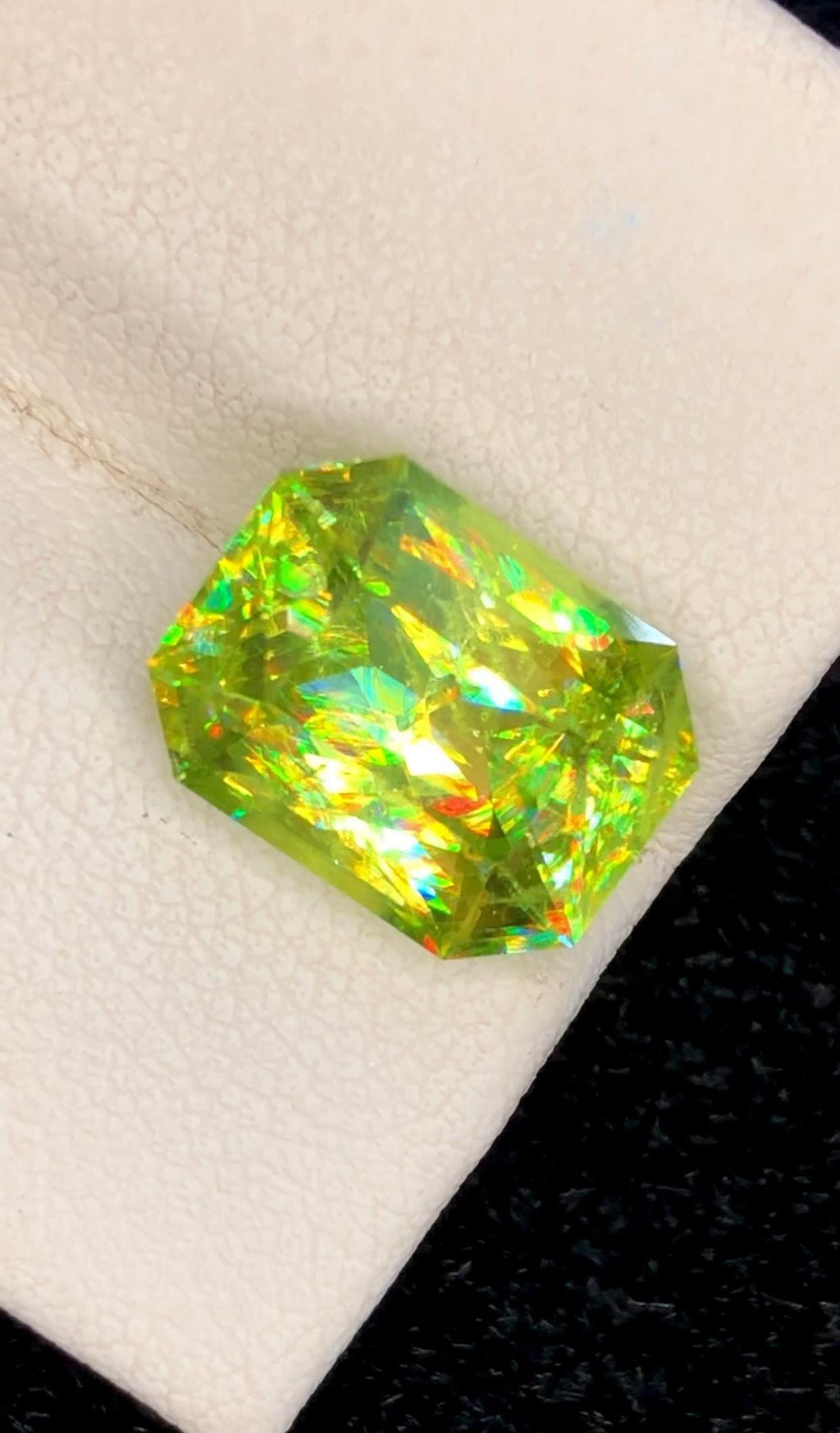 Natural Apple Green Sphene Gemstone – Fancy Cut, 6.30 Carats (Madagascar)