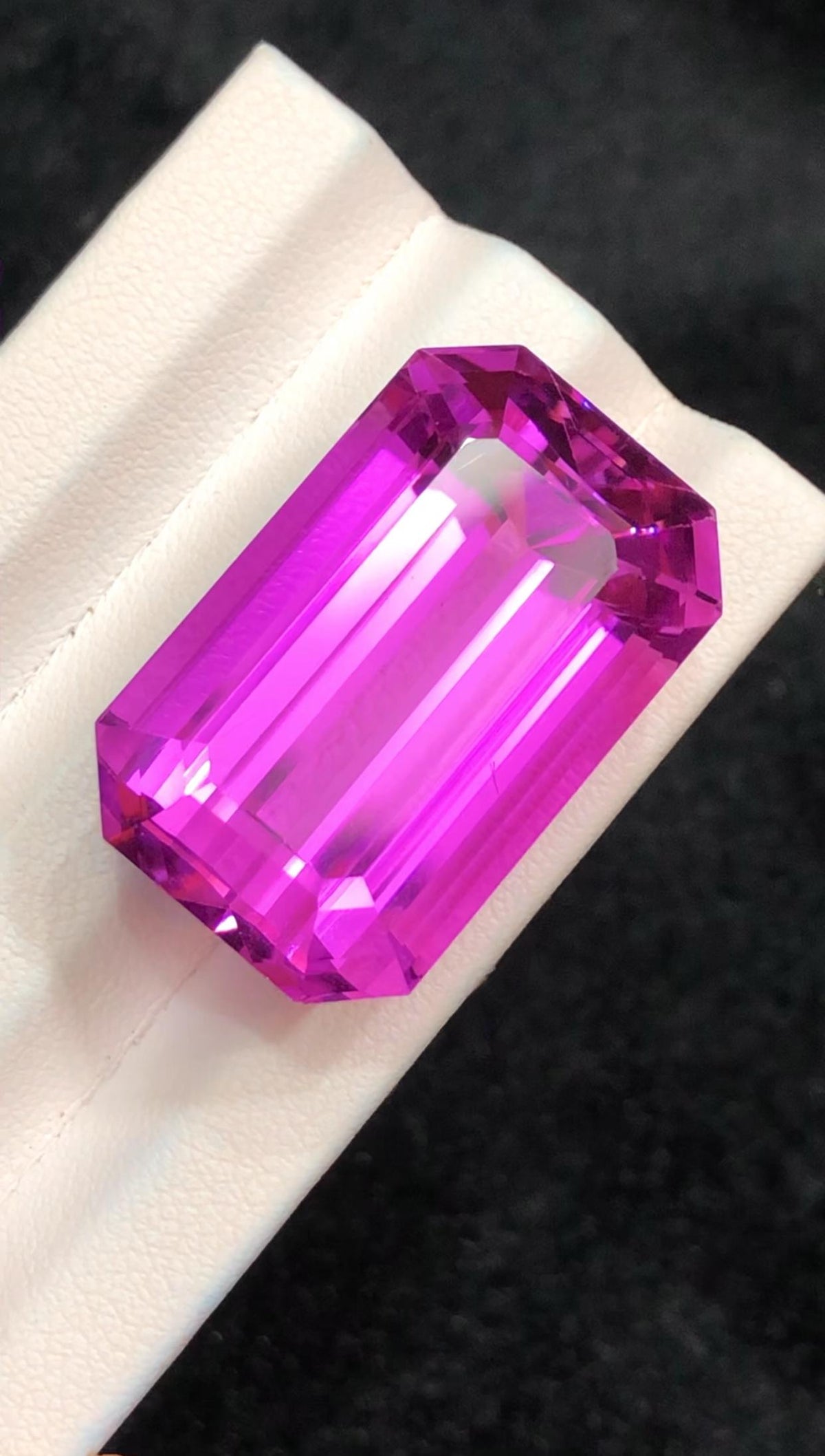 Pink Kunzite Emerald Cut – 59 Carats – Afghanistan
