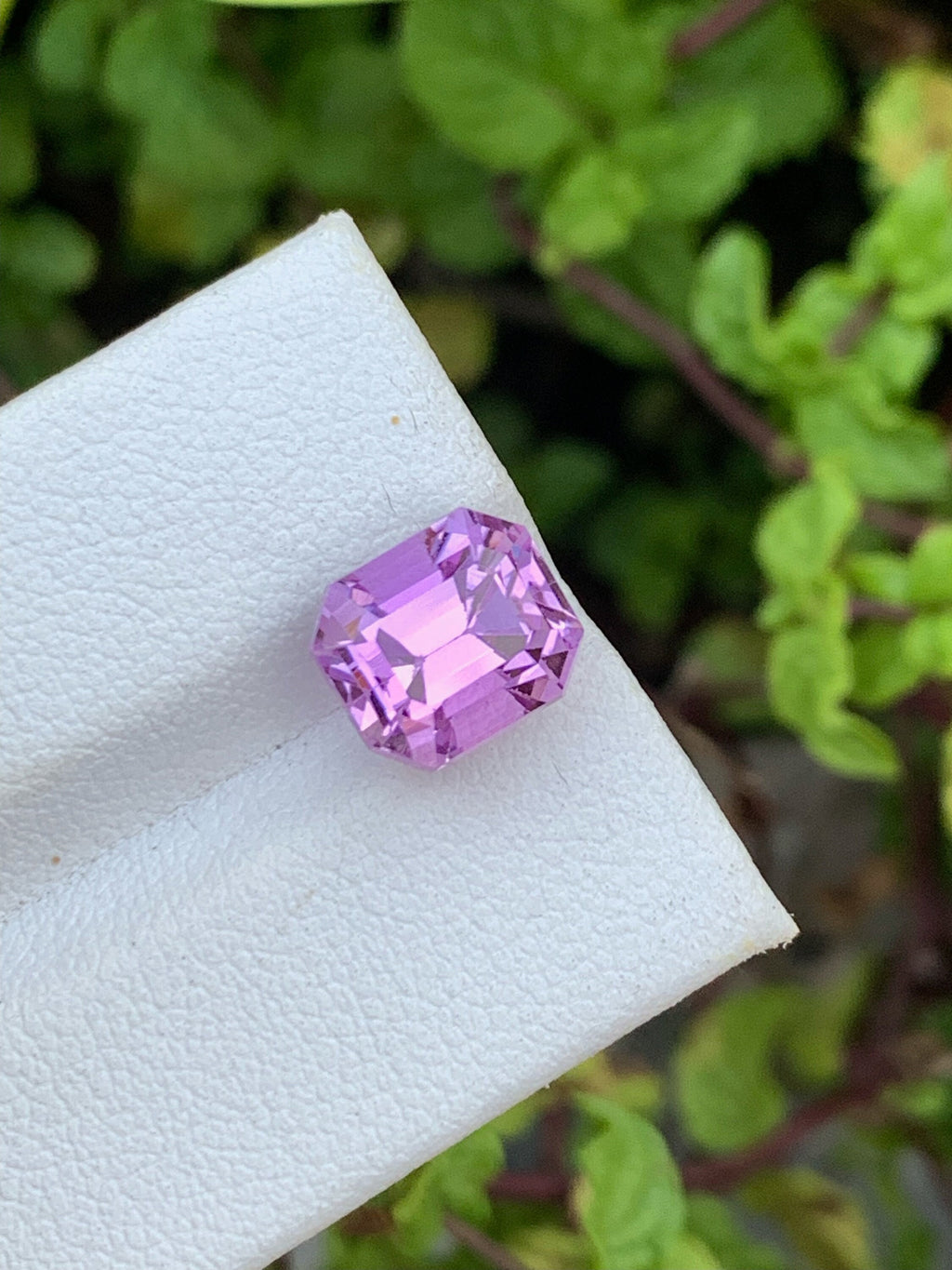 Lilac Pink Kunzite Gemstone: 5.15 CT Emerald Cut Spodumene