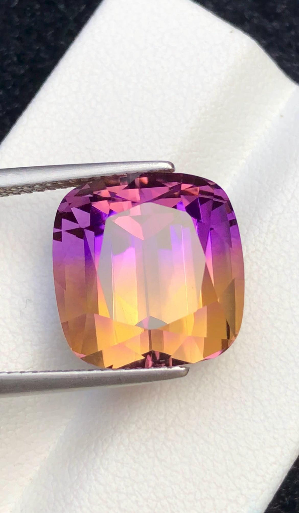 Bi-Color Ametrine 13.90 ct Cushion Cut – Gemstone from Brazil