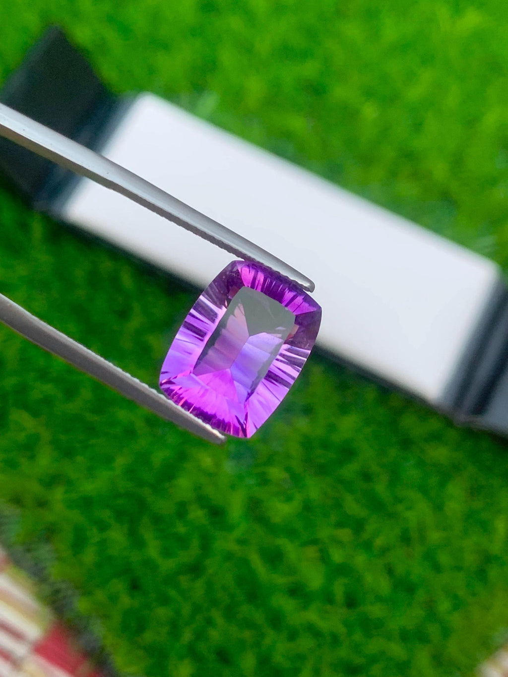 Light Purple Amethyst Gemstone: Flawless Cushion Cut, 8.75 CT