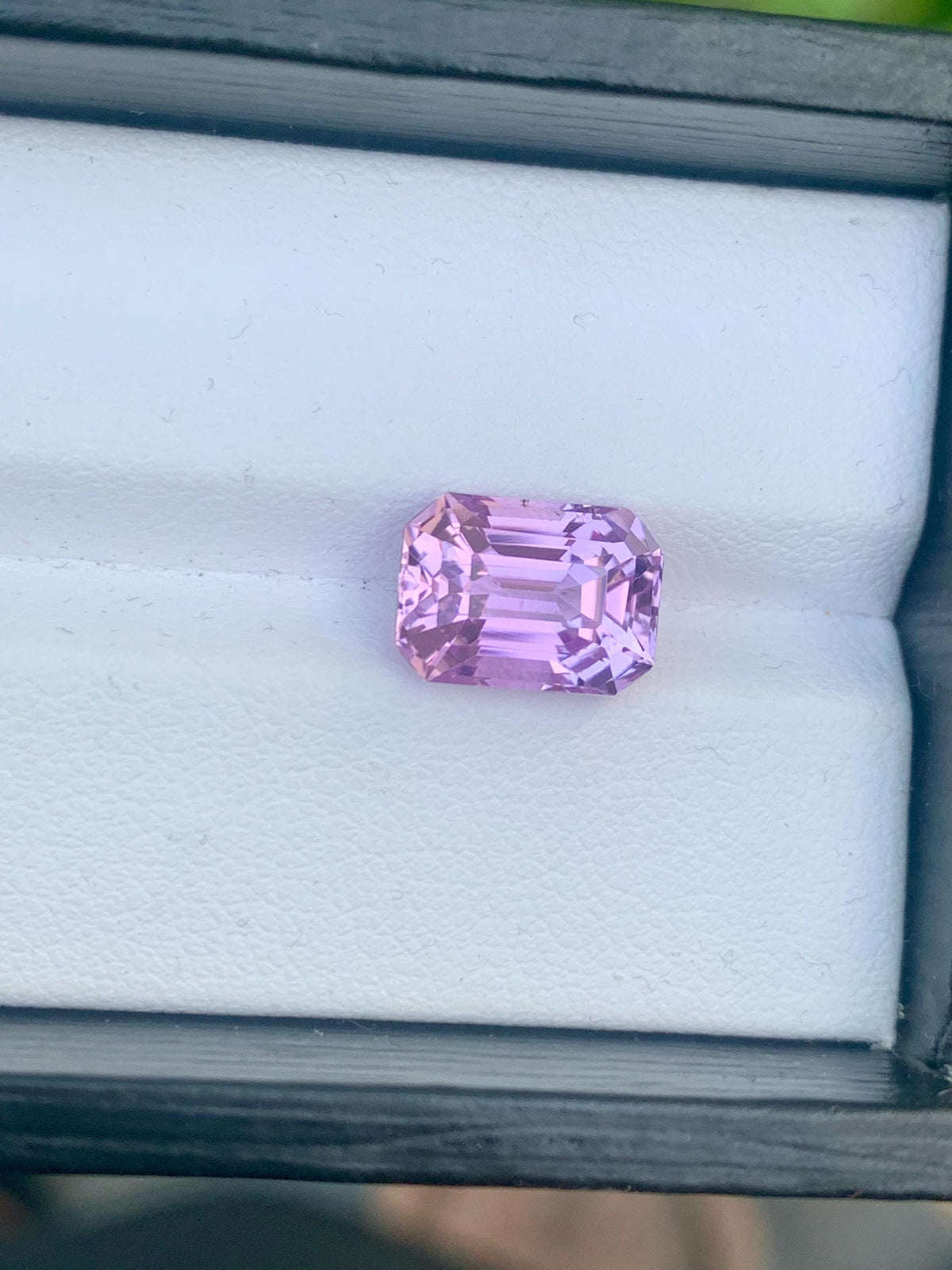 Light Pink Kunzite Gemstone: 4.60 CT Emerald Cut, Afghanistan
