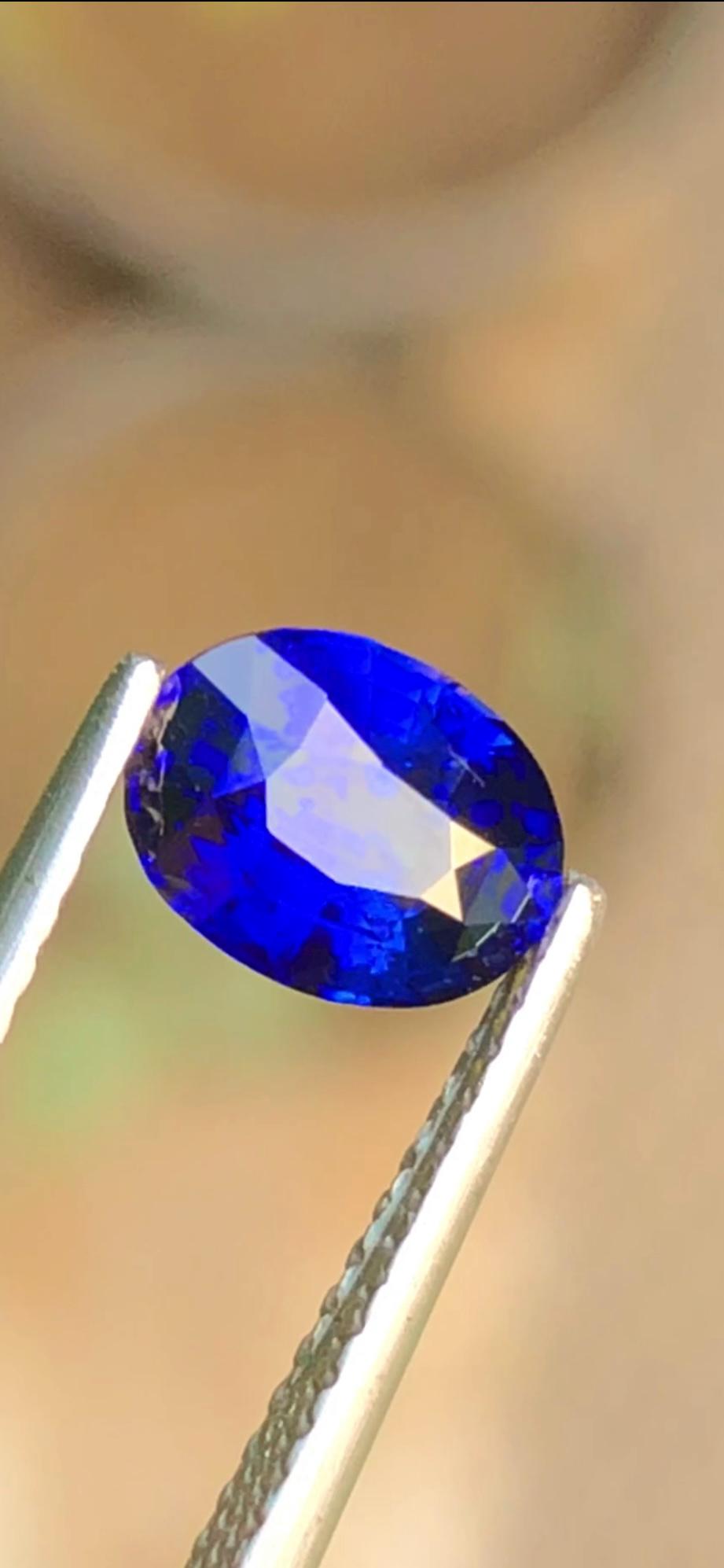 Royal Blue Sapphire 1.17ct Oval Cut Madagascar – Certified Faceted Gemstone
