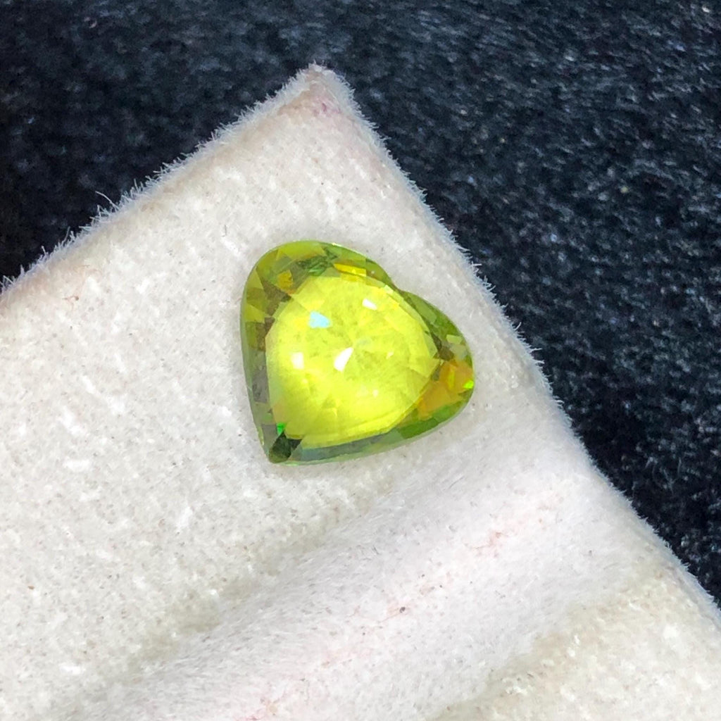 Yellow Sphene 1.60ct Heart Shape – Brilliant Fire from Pakistan