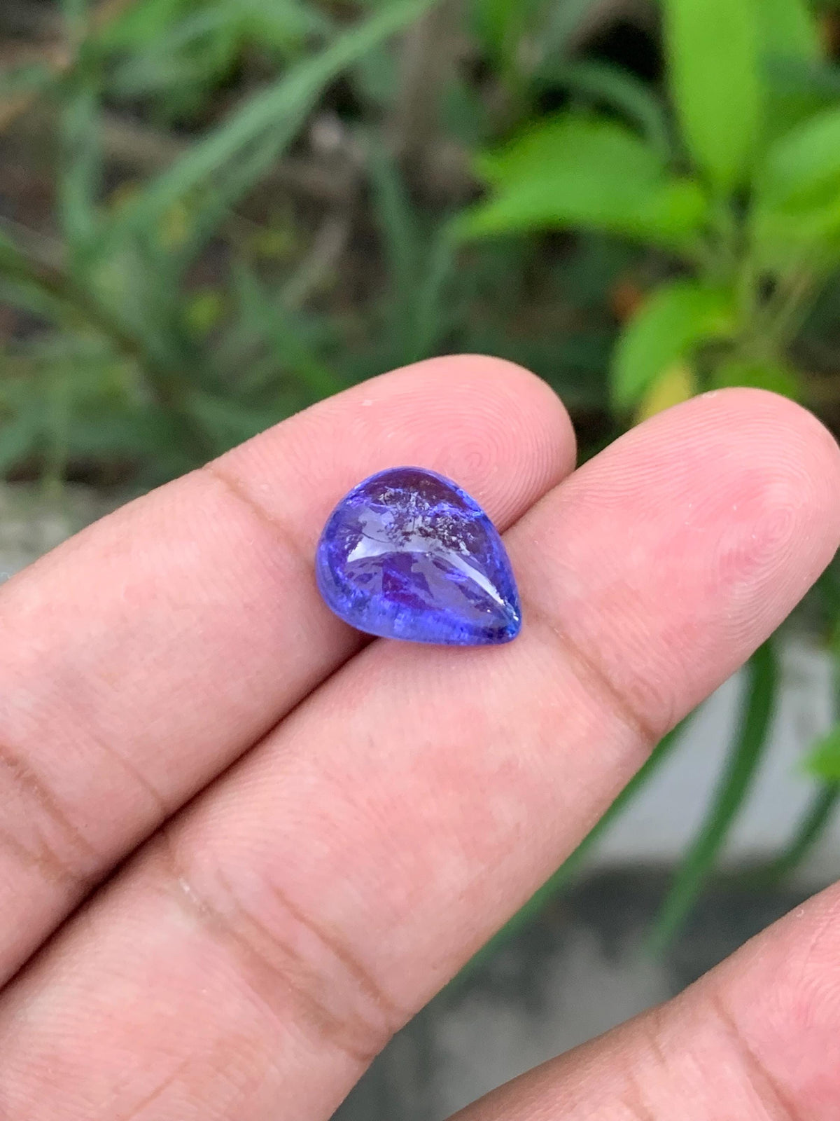 AAA Tanzanite Cabochon: 7.59 Carat Loose Gemstone, December Birthstone
