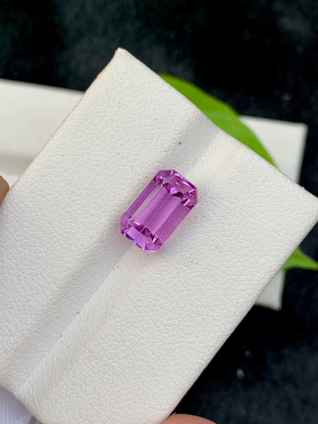 Emerald Cut Kunzite Gemstone: 6.55 CT Magenta Loose Stone