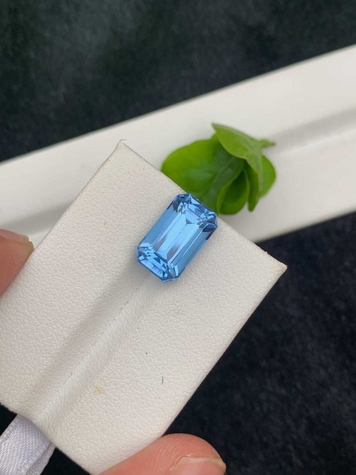 Santa Maria Aquamarine Gemstone: 5.55 CT Emerald Cut Loose Stone