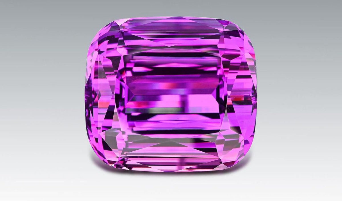 Natural Lilac Kunzite Gemstone: 78.95 CT Flawless Cushion Cut