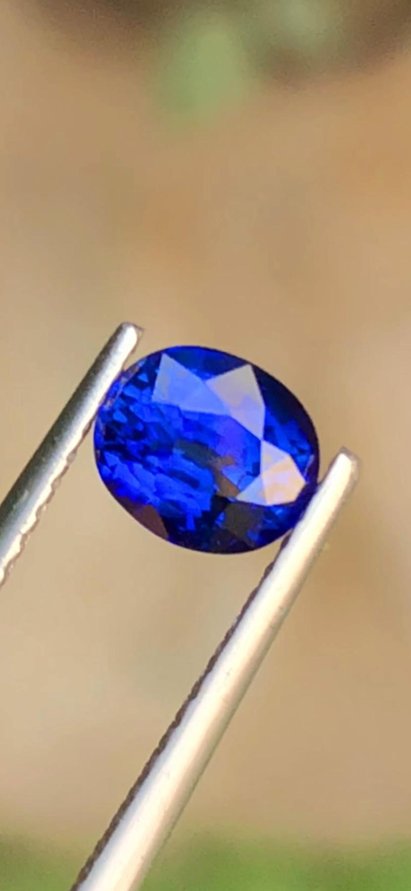 Royal Blue Sapphire 1.28ct Oval Cut Madagascar – Vibrant Faceted Gemstone