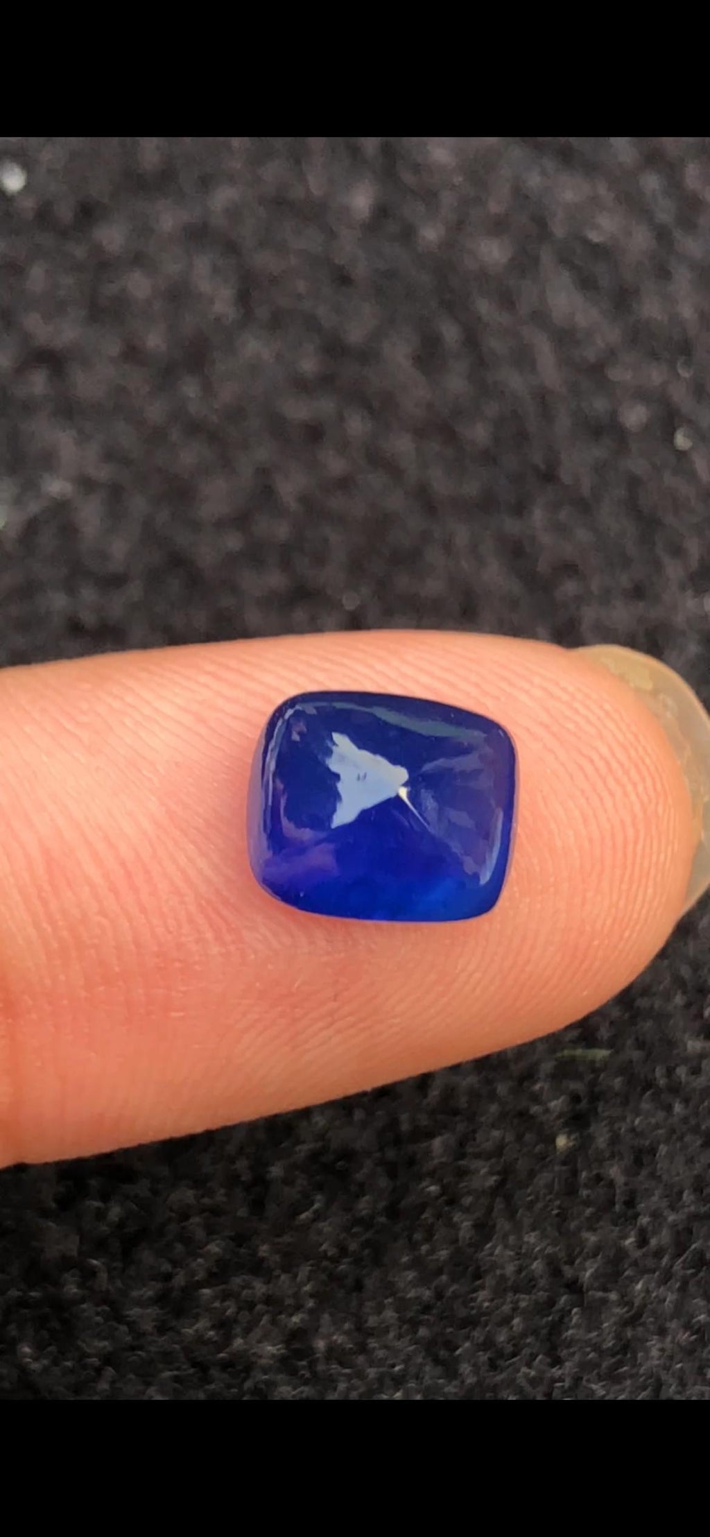 Royal Blue Sapphire 1.60ct Cushion Cabochon – Madagascar – Certified