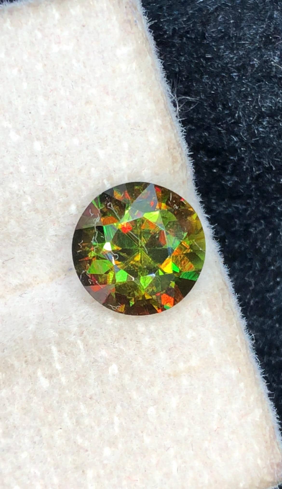 Chrome Sphene 2.10ct Round Cut – Skardu Pakistan • Full Fire