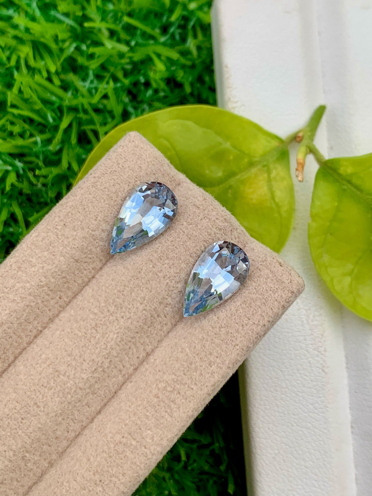 Santa Maria Aquamarine Gemstone Pair: Pear Cut Beryl, 3.70 CT