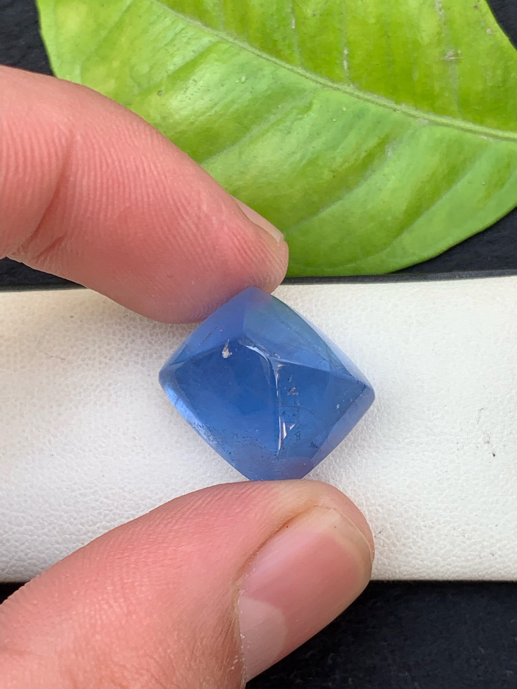 Santa Maria Aquamarine Cabochon: Fine Gemstone, 25.80 Carat