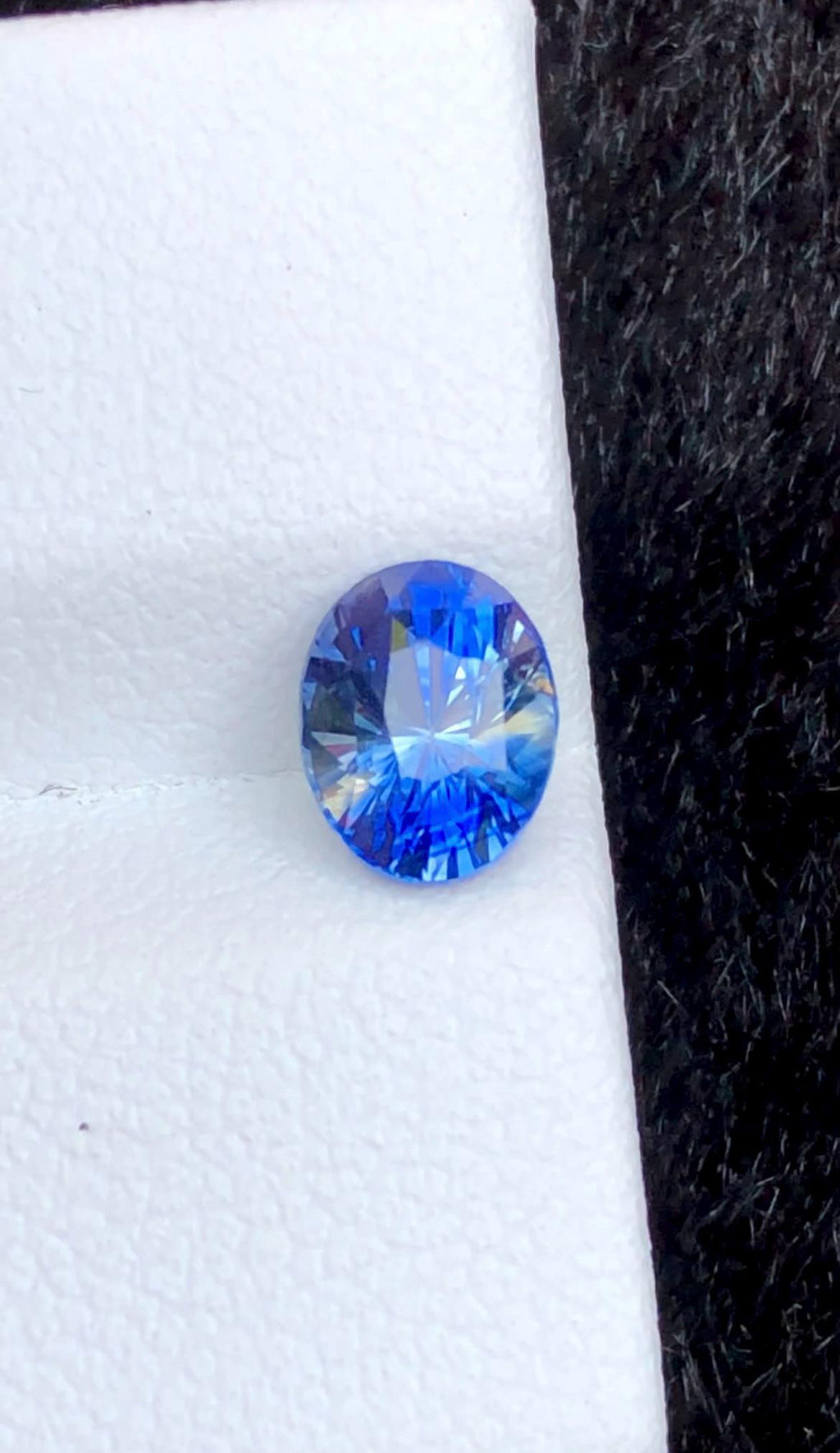 Bi-Color Blue Sapphire 1.30 Ct Oval Cut – Certified Ceylon Sapphire from Sri Lanka